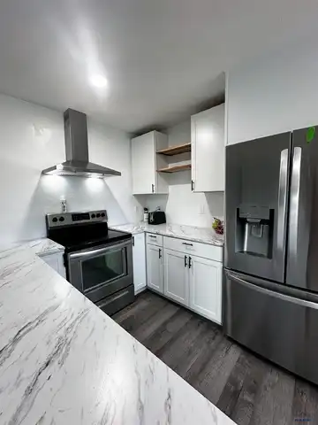 410 W 8TH, Winner, SD 57580