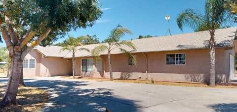 15387 Santa Fe Drive, Madera, CA 93636