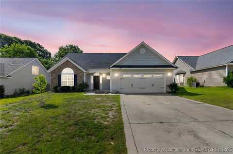 5321 Woodpecker Drive, Hope Mills, NC 28348