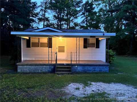 1227 E MARTIN LUTHER KING JR Drive, Maxton, NC 28364