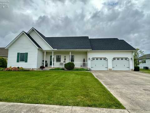 450 Burdine Drive, Oak Harbor, OH 43449