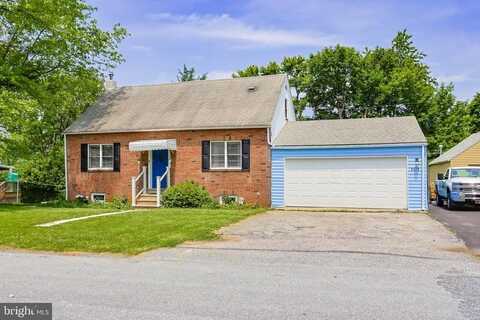1373 PUGGY LANE, BETHLEHEM, PA 18015