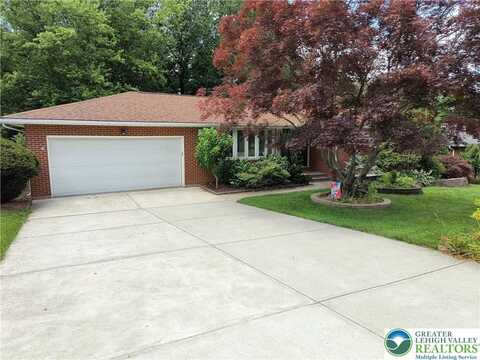 3941 Kenrick Drive, Bethlehem, PA 18020