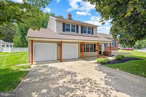 2 DONWOOD DRIVE, NEW CASTLE, DE 19720