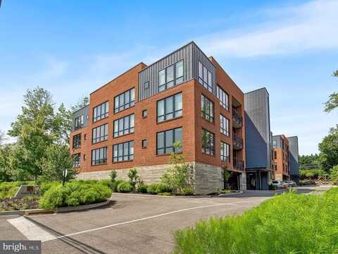 427 E LANCASTER AVENUE, WAYNE, PA 19087