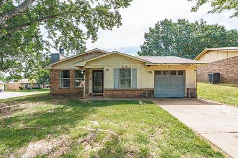 1512 14th CIR, Barling, AR 72923