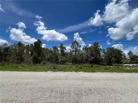 2617 52 Street SW, Lehigh Acres, FL 33976