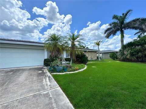 2832 SE 17th Place, Cape Coral, FL 33904