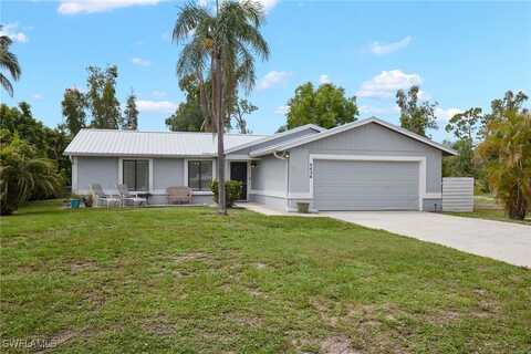 8436 Cypress Drive N, Fort Myers, FL 33967