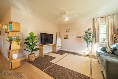 810 N 11th, Livingston, MT 59047