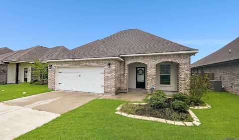 1845 Pineglen Dr, Saint Gabriel, LA 70776