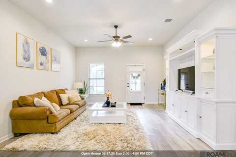 1845 Pineglen Dr, Saint Gabriel, LA 70776