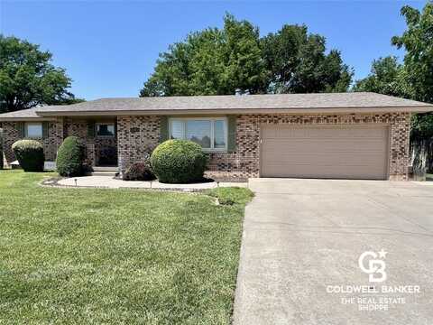 1505 Labrador Boulevard, Garden City, KS 67846