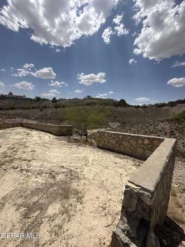 38 KINGERY Drive, El Paso, TX 79902