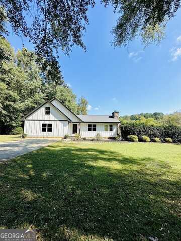 2735 Sandy Creek, Loganville, GA 30052