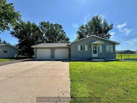 103 Beachwood Dr, Grand Island, NE 68803