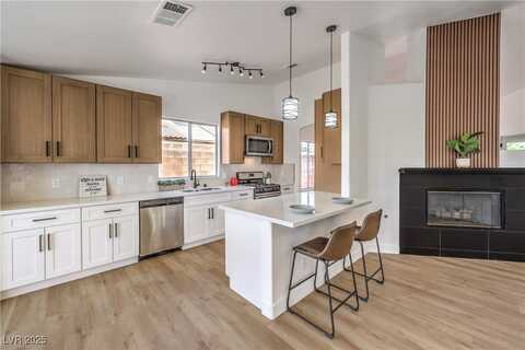 410 Aloha Drive, Henderson, NV 89015