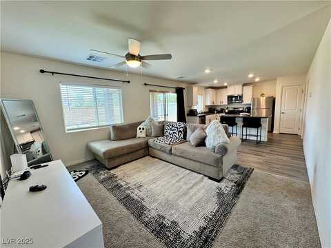 1635 Cowboy Path Avenue, North Las Vegas, NV 89032
