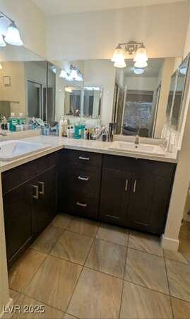 4877 S Torrey Pines Drive, Las Vegas, NV 89103