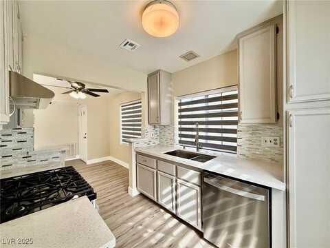 4805 Nara Vista Way, Las Vegas, NV 89103