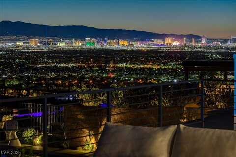 527 Serenity Point Drive, Henderson, NV 89012