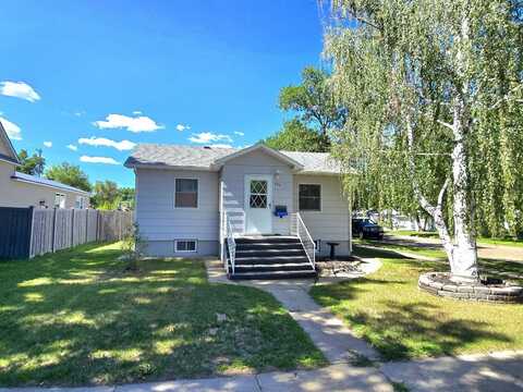 600 E Towne St, Glendive, MT 59330