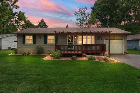 1306 Tuckahoe Park Drive, Valparaiso, IN 46383