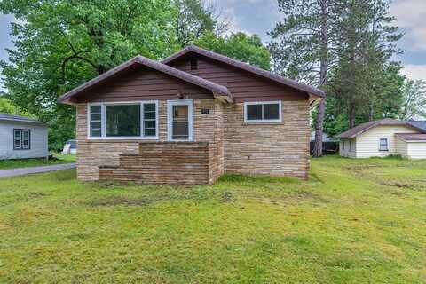 513 TAMARACK ST, Eagle River, WI 54521