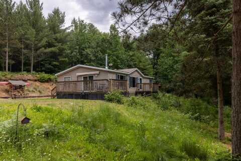 6390 HIGGINS DR, Eagle River, WI 54521