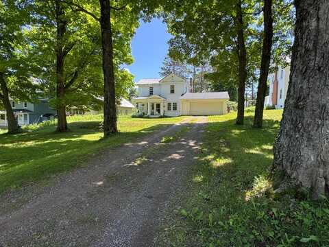 11 NEWPORT HEIGHTS, Ironwood, MI 49938
