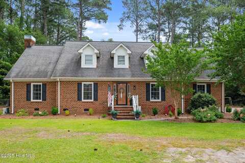 4259 Pinewood Drive, Ayden, NC 28513