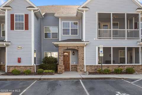 1944 Tara Court, Greenville, NC 27858