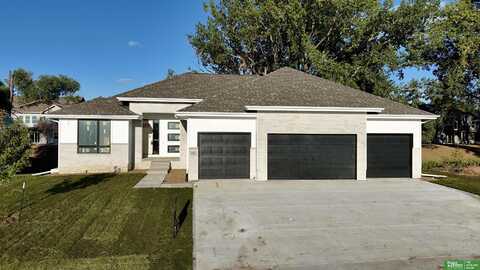 11011 S 98th Street, Papillion, NE 68046