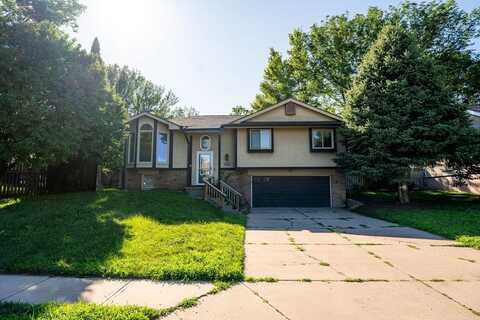 8110 S 151st Street, Omaha, NE 68138