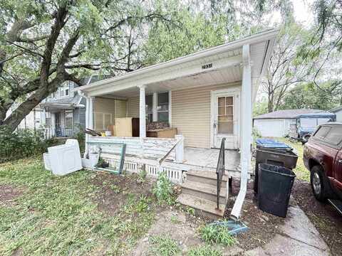 2931 Apple Street, Lincoln, NE 68503