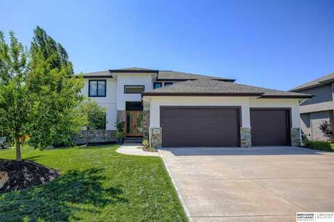 1606 Blue Sage Parkway, Elkhorn, NE 68022