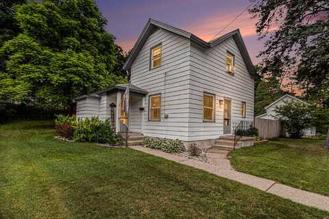 407 W Pine Street, Big Rapids, MI 49307