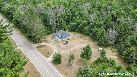 1755 W Baldwin Road, Baldwin, MI 49304