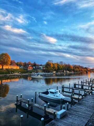 317 Fifth Avenue, Manistee, MI 49660