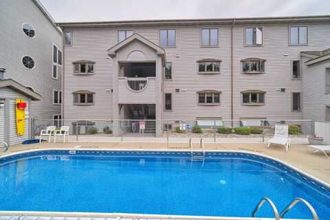 317 Fifth Avenue, Manistee, MI 49660