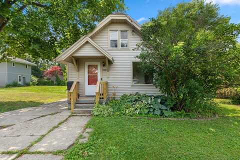 1811 Vermont Avenue, Lansing, MI 48906