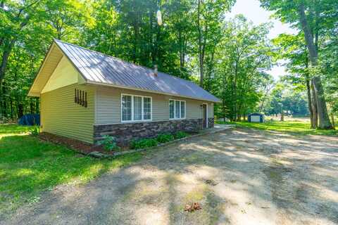 11901 187th Avenue, Stanwood, MI 49346