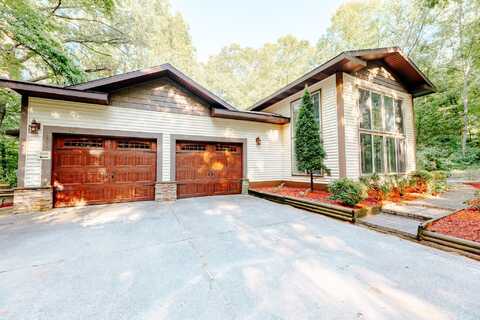 18400 N Fruitport Road, Spring Lake, MI 49456