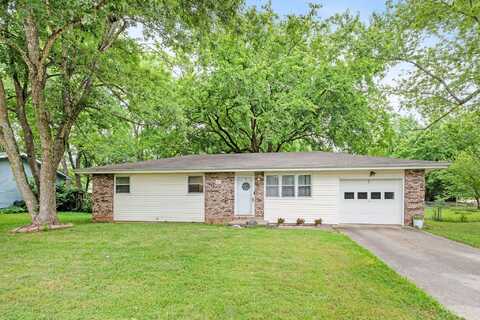 220 S Dennis Avenue, Republic, MO 65738
