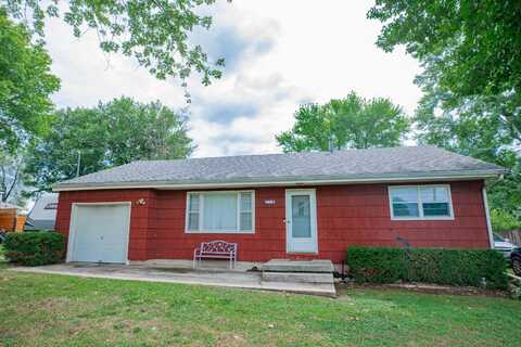210 S Wilson Street, Walnut Grove, MO 65770