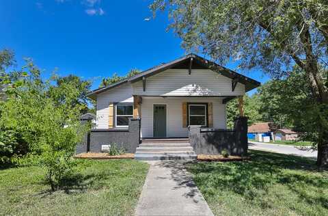 2263 N Rogers Avenue, Springfield, MO 65803