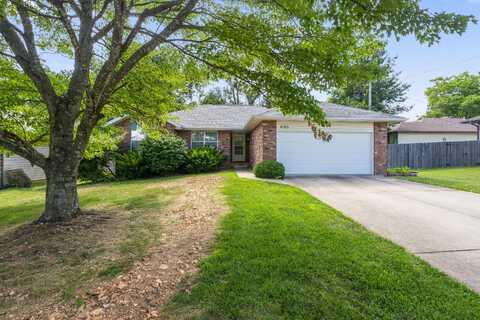 4105 S Oak Avenue, Springfield, MO 65804