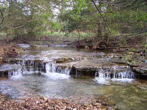 19358 Farm Road 2145, Cassville, MO 65625