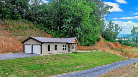 1976 Hartford Rd, Cosby, TN 37722