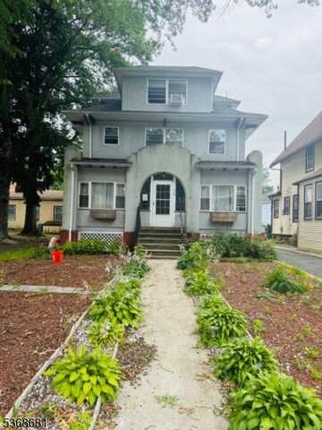 444 N Maple Ave, East Orange, NJ 07017